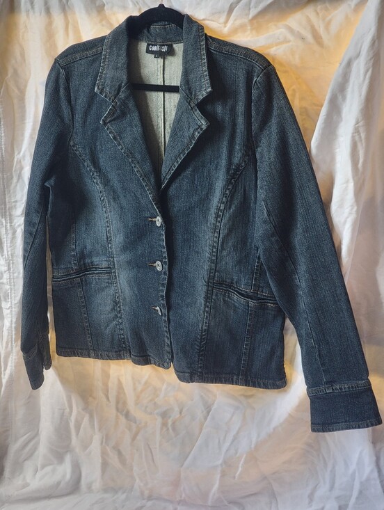 Contrast Jeans Jackets & Blazers - Vintage CONTRAST JEANS Women's Dark Blue Denim Blazer Jacket